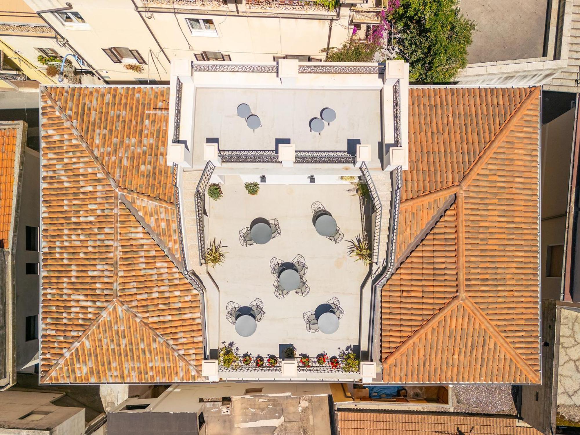 Palazzo Cherchi ดอร์กาลี ภายนอก รูปภาพ