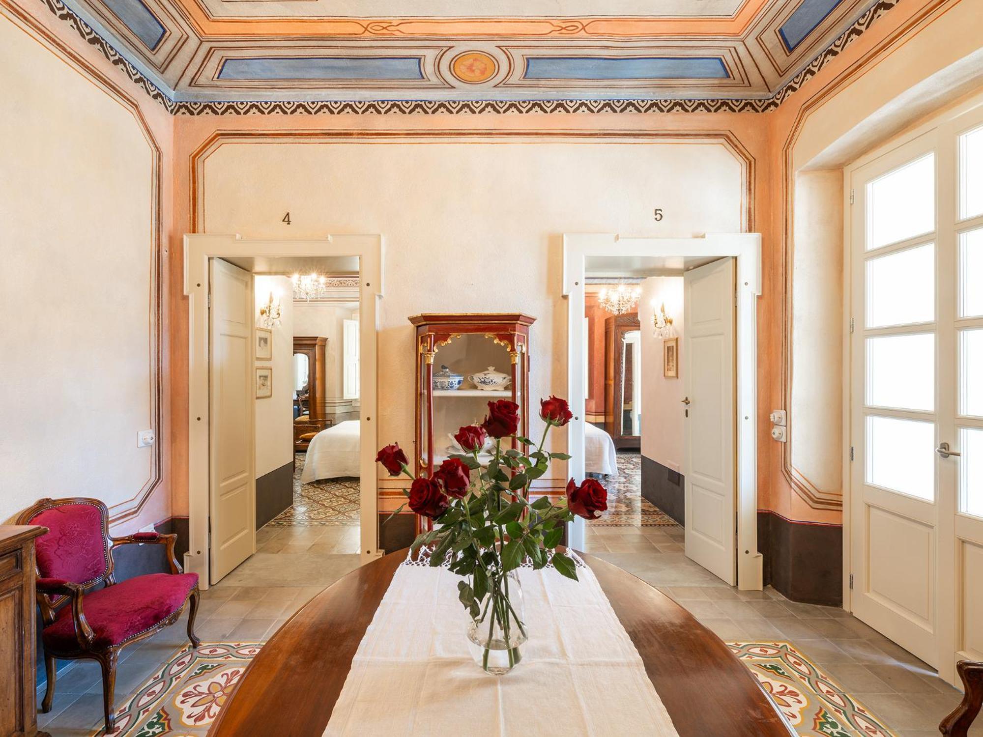 Palazzo Cherchi ดอร์กาลี ภายนอก รูปภาพ