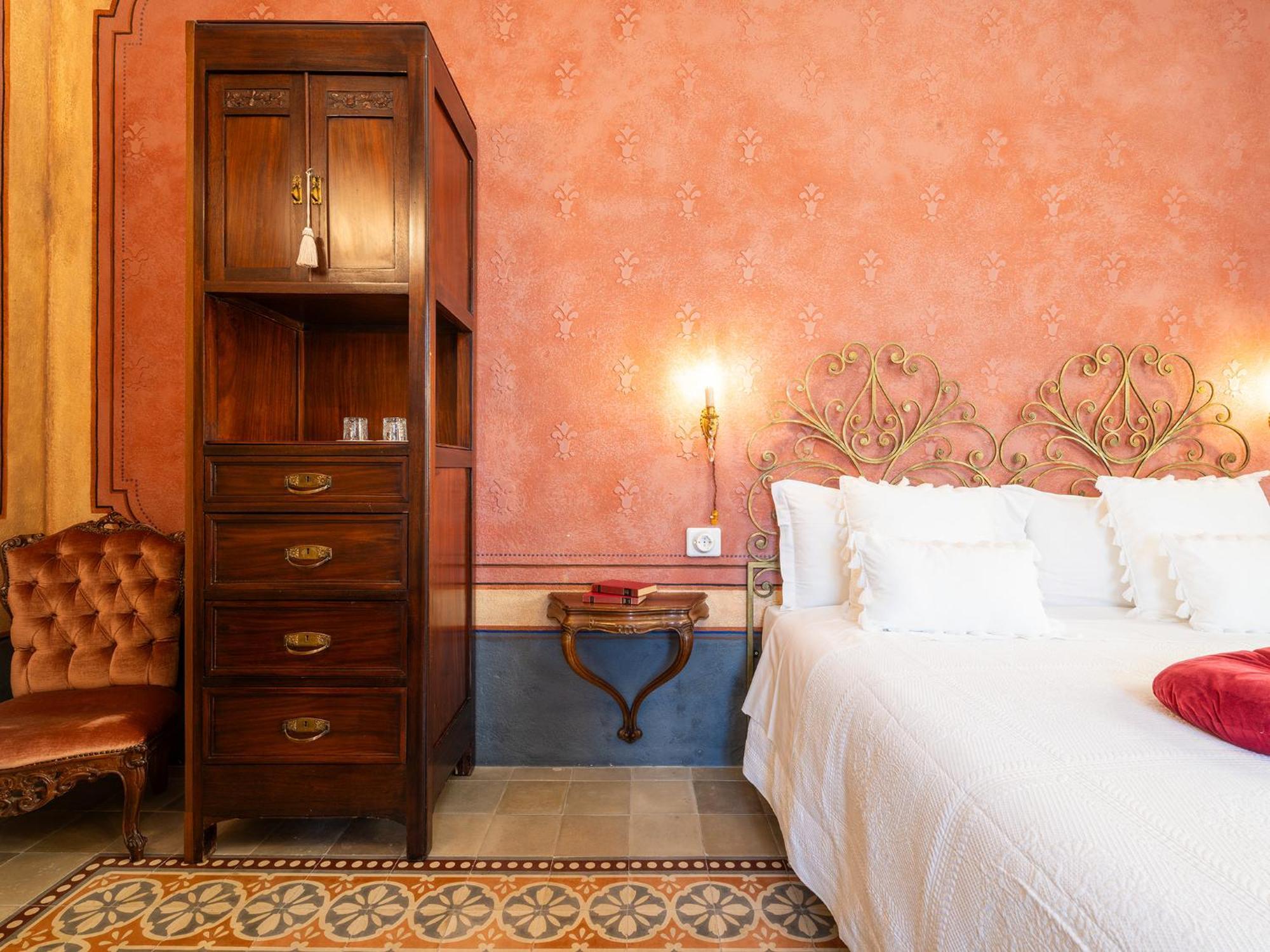 Palazzo Cherchi ดอร์กาลี ภายนอก รูปภาพ