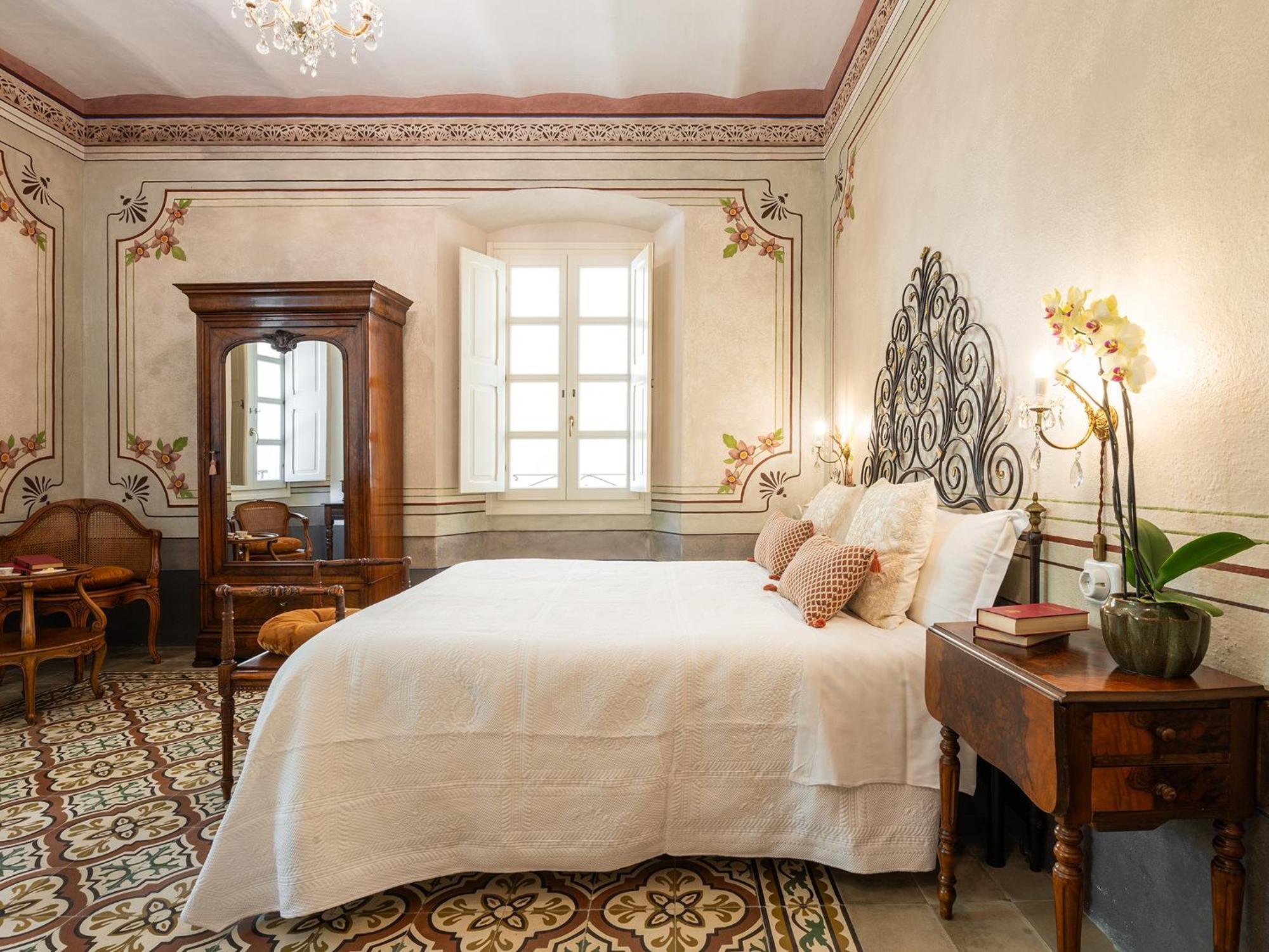 Palazzo Cherchi ดอร์กาลี ภายนอก รูปภาพ