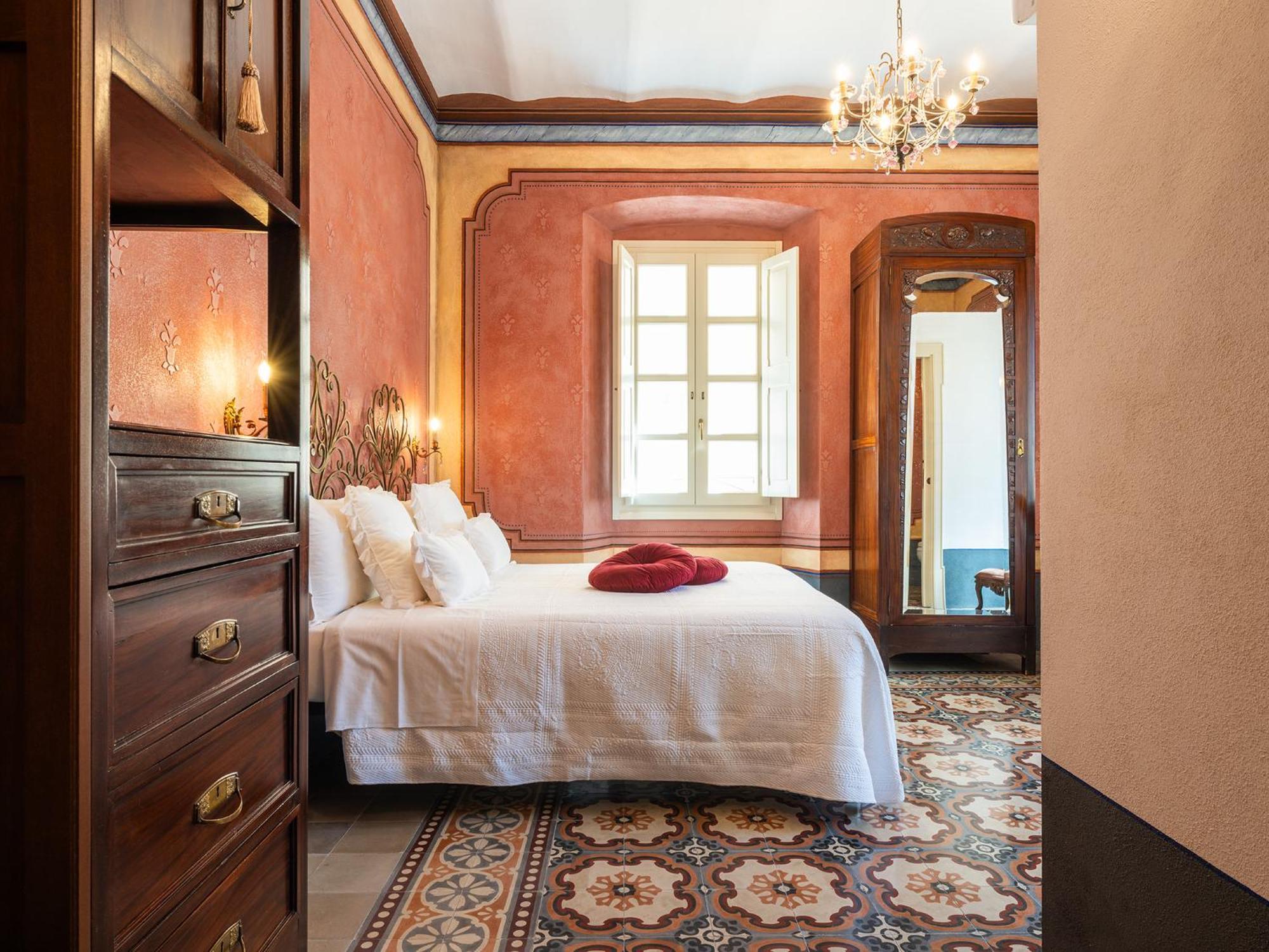 Palazzo Cherchi ดอร์กาลี ภายนอก รูปภาพ